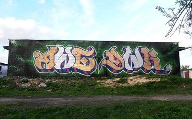 Graffiti Wall - Photo by GerdemGerdem
