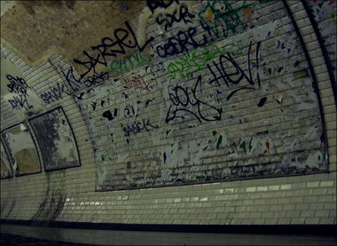 Graffiti Street Art - Photo by GerdemGerdem - paris