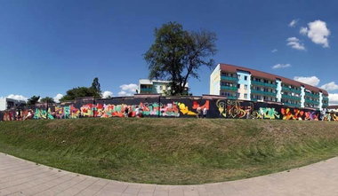 Graffiti Wall - Photo by GerdemGerdem - jamm