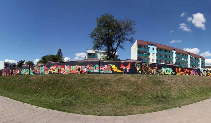 Graffiti Wall - Photo by GerdemGerdem - jamm