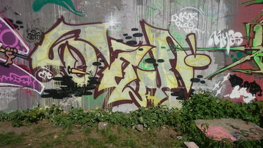 Graffiti Wall in Dresden - Photo by GetHigh - Sfly