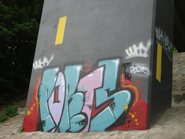 Graffiti Wall in Dortmund - Photo by GetoHeisenberg - Ports, Why, Whyer