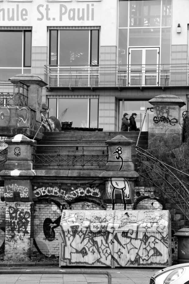 Graffiti Street Art - Photo by Ghettobelini - Dr.Duckfame