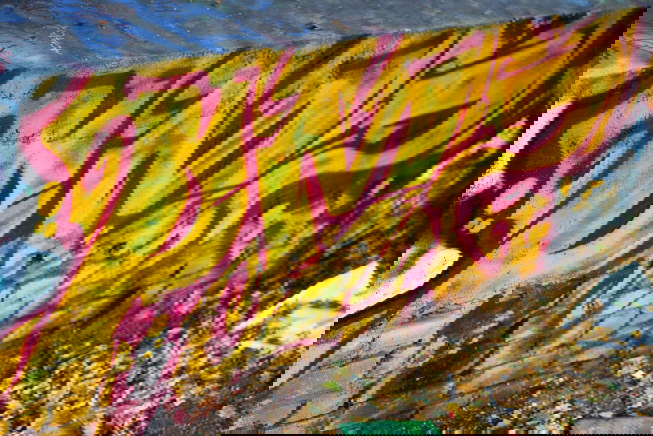 Graffiti Wall in Hamburg - Photo by Ghettobelini - PMZ, SRF (2013)