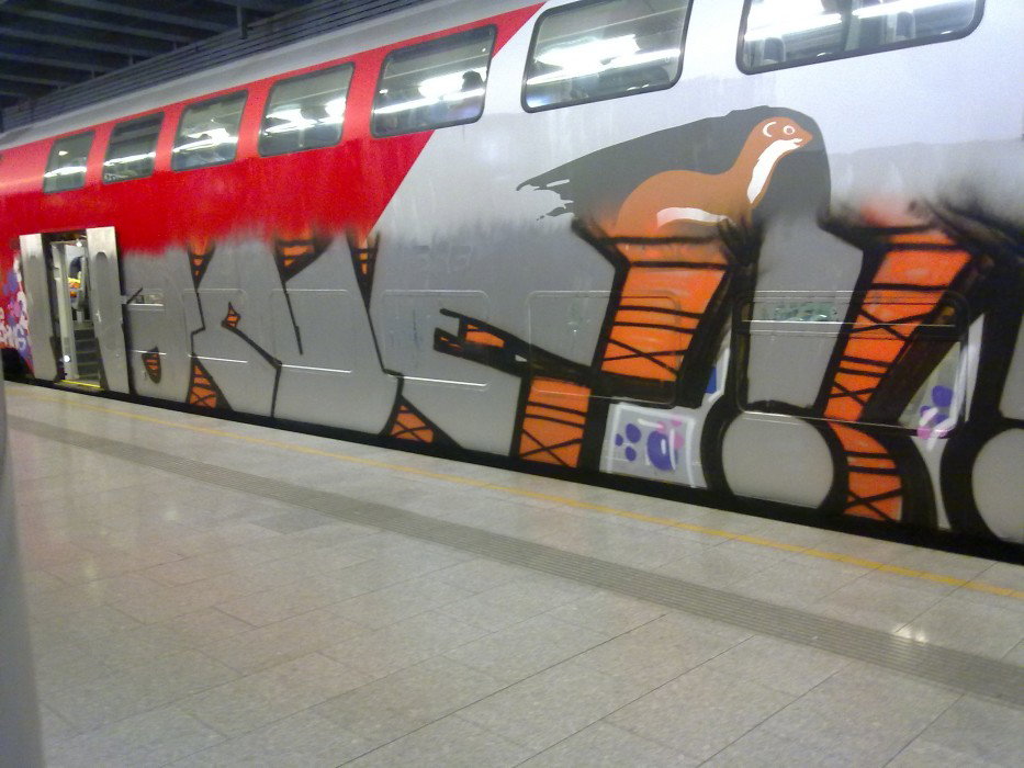 Graffiti Train in Vienna - Photo by Ghostwritter
