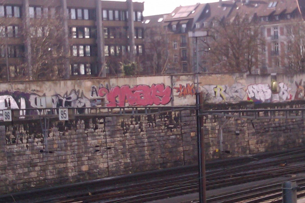 Graffiti Sketch in Basel - Photo by Ghostwritter