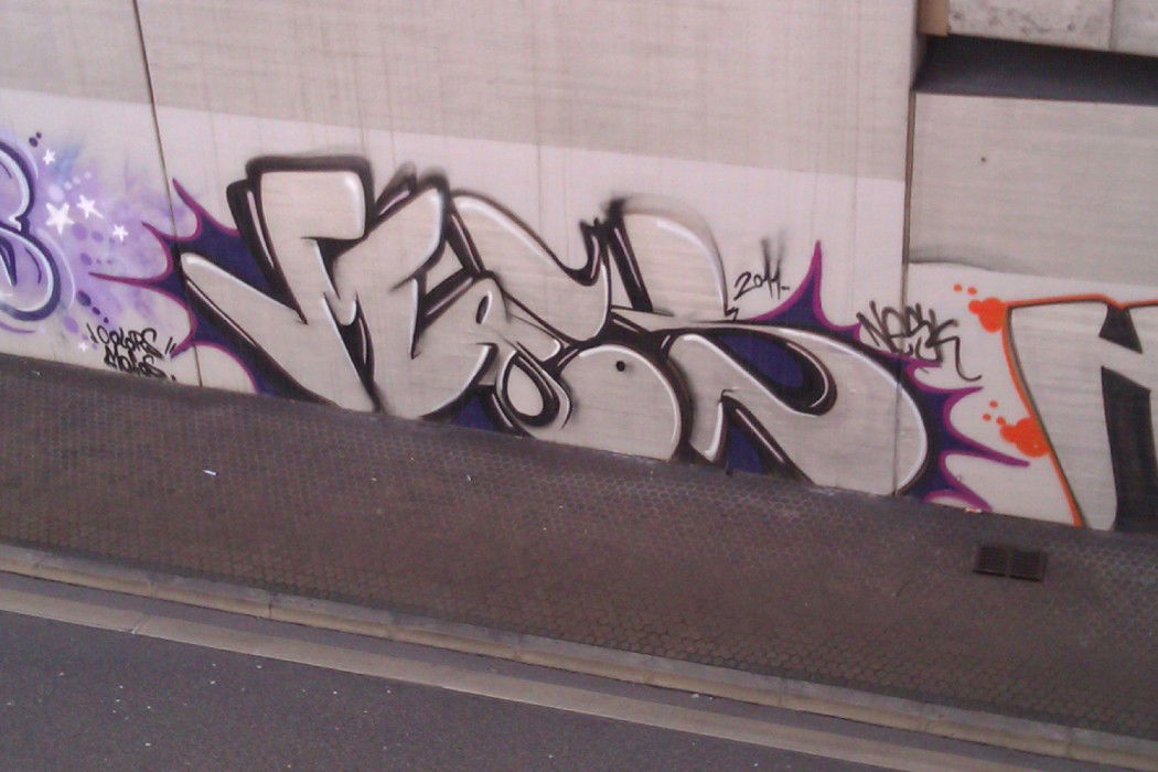 Graffiti Bombing in Basel - Photo by Ghostwritter