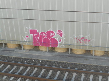 Graffiti Bombing in Vienna - Photo by Ghostwritter