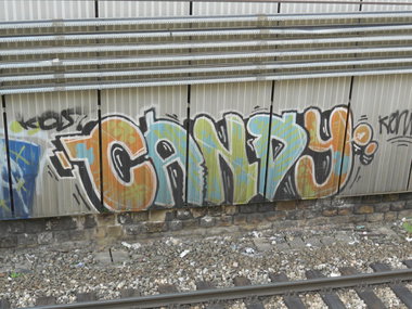 Graffiti Bombing in Vienna - Photo by Ghostwritter