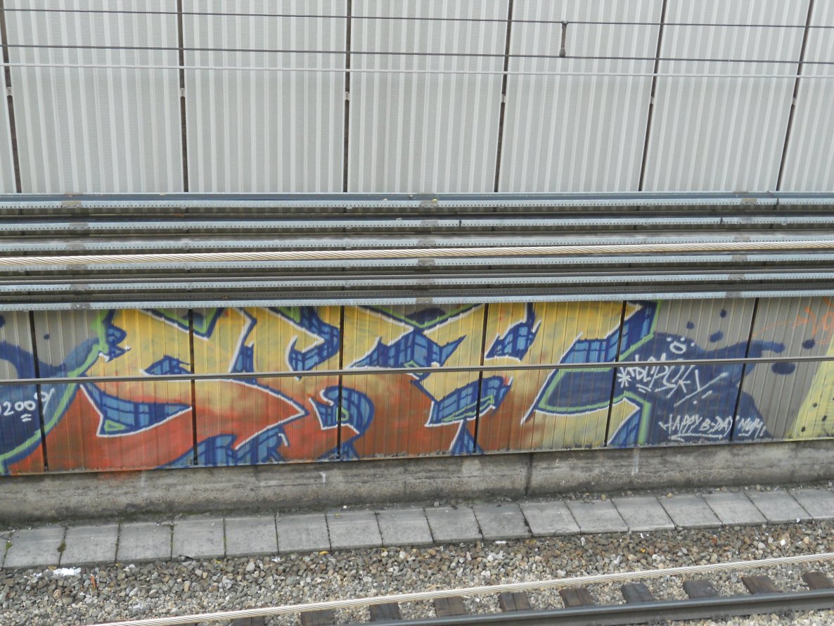 Graffiti Bombing in Vienna - Photo by Ghostwritter