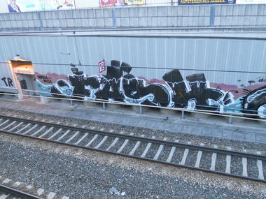Graffiti Bombing in Vienna - Photo by Ghostwritter