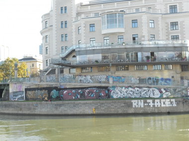 Graffiti Wall - Photo by Ghostwritter