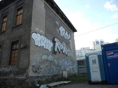 Graffiti Bombing - Photo by Ghostwritter