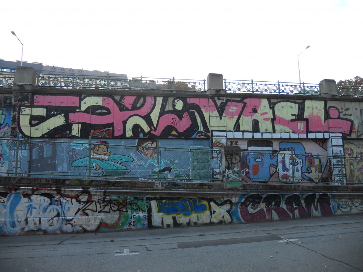 Graffiti Bombing - Photo by Ghostwritter