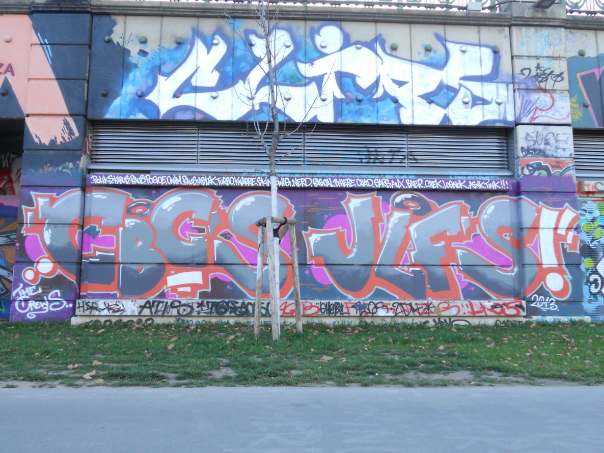 Graffiti Wall - Photo by Ghostwritter