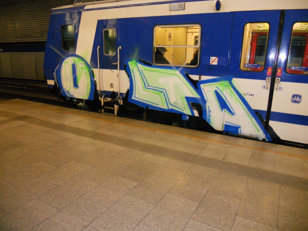 Graffiti Train - Photo by Ghostwritter