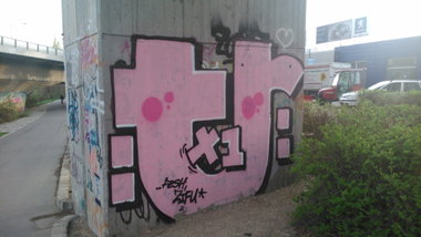 Graffiti Wall - Photo by Ghostwritter