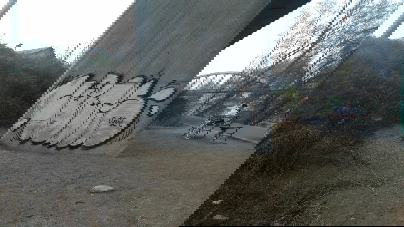 Graffiti Bombing - Photo by Ghostwritter