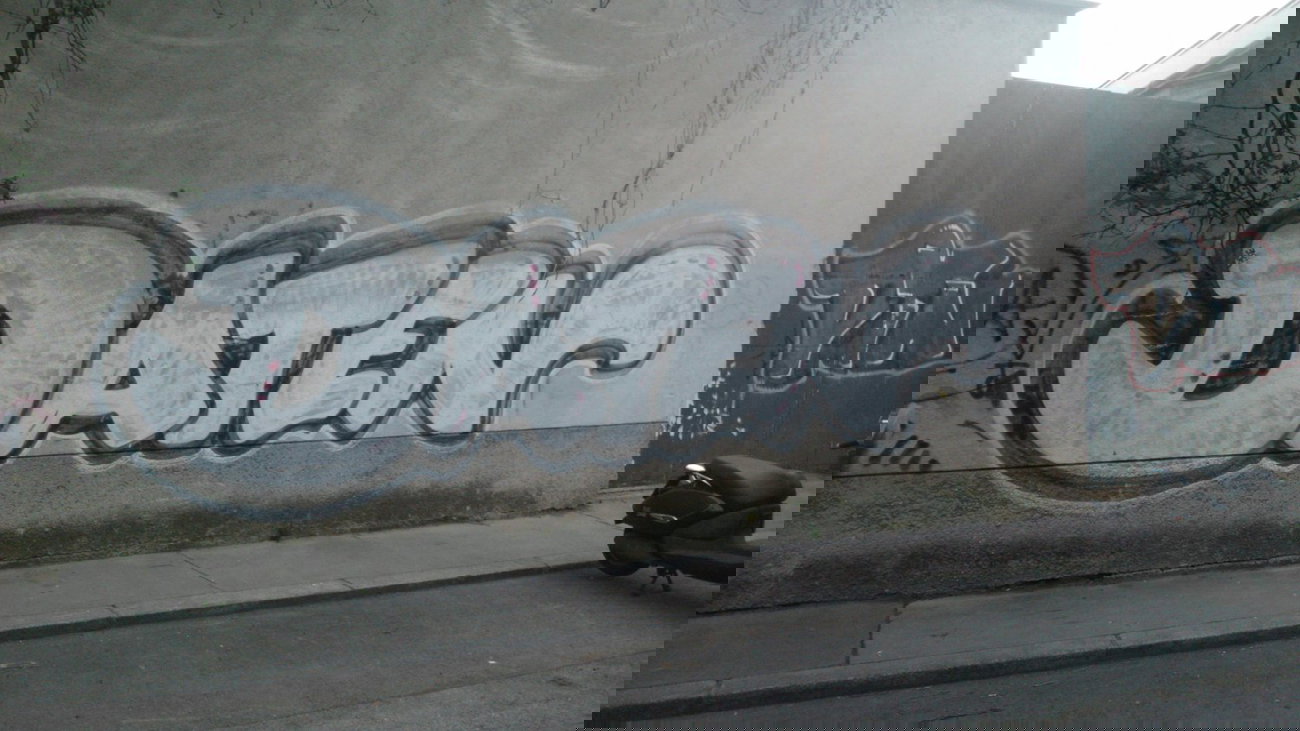 Graffiti Bombing - Photo by Ghostwritter