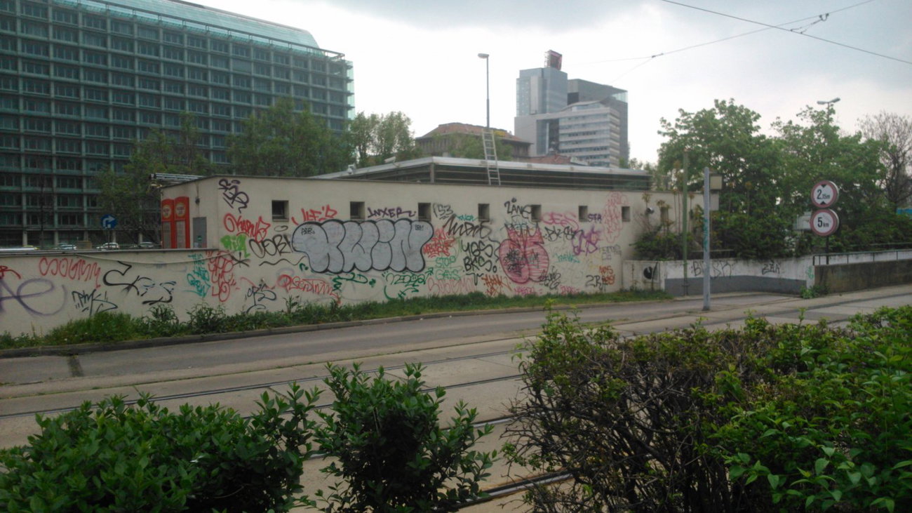Graffiti Wall - Photo by Ghostwritter