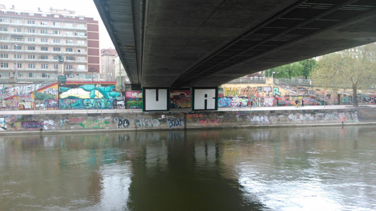 Graffiti Wall - Photo by Ghostwritter