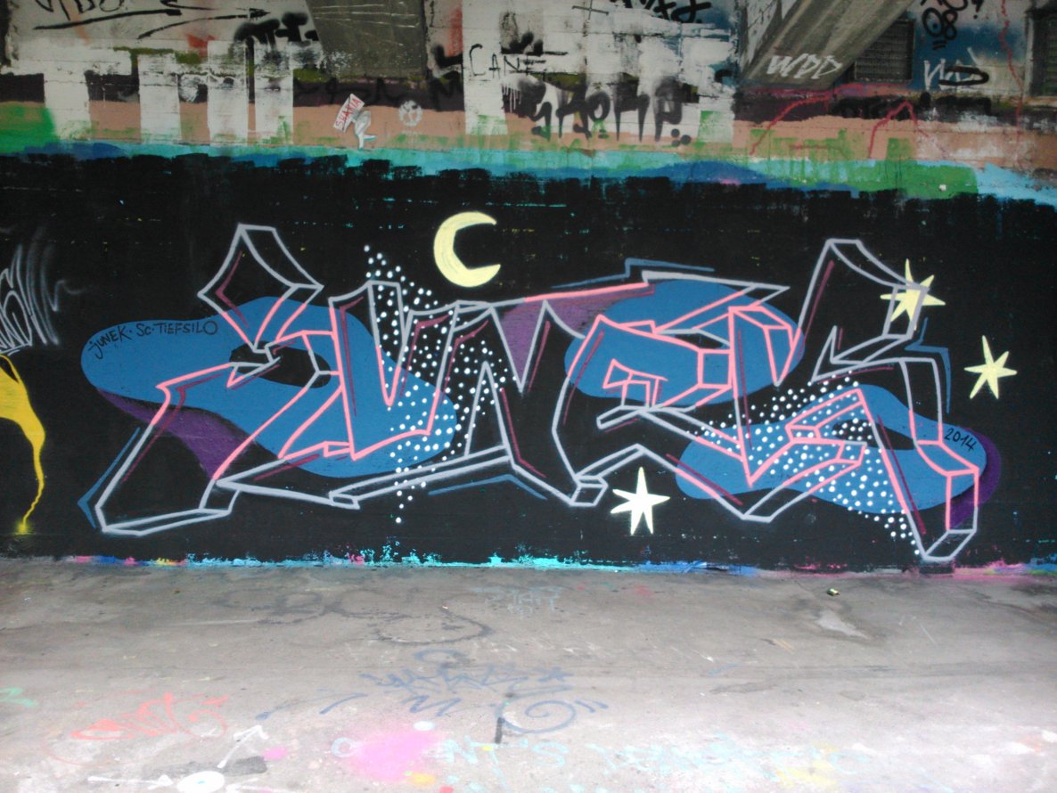 Graffiti Wall - Photo by Ghostwritter