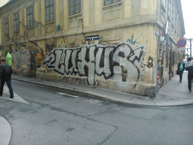Graffiti Bombing - Photo by Ghostwritter
