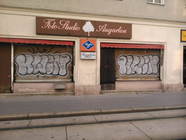 Graffiti Bombing - Photo by Ghostwritter