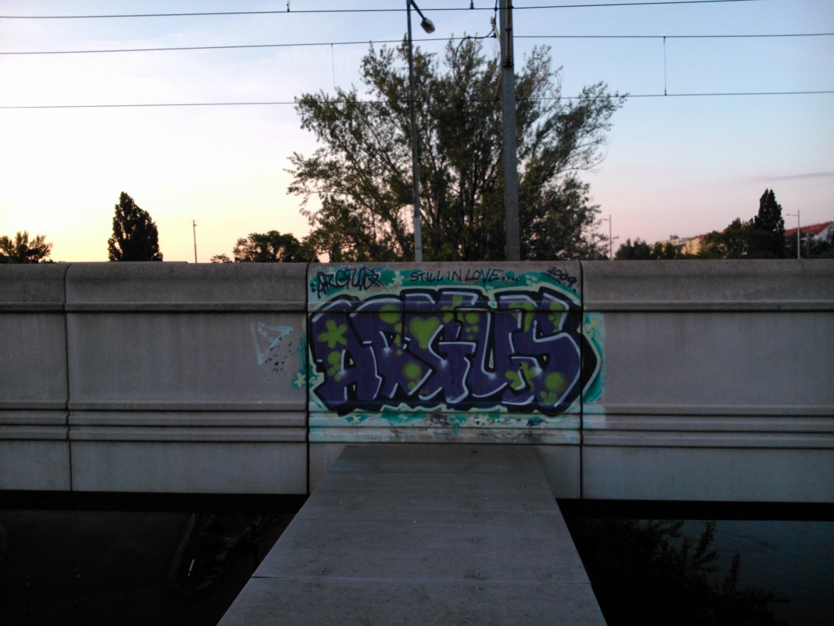 Graffiti Wall - Photo by Ghostwritter