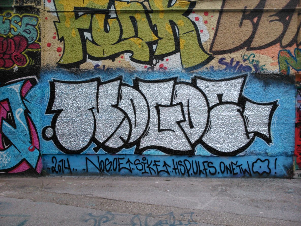 Graffiti Wall - Photo by Ghostwritter