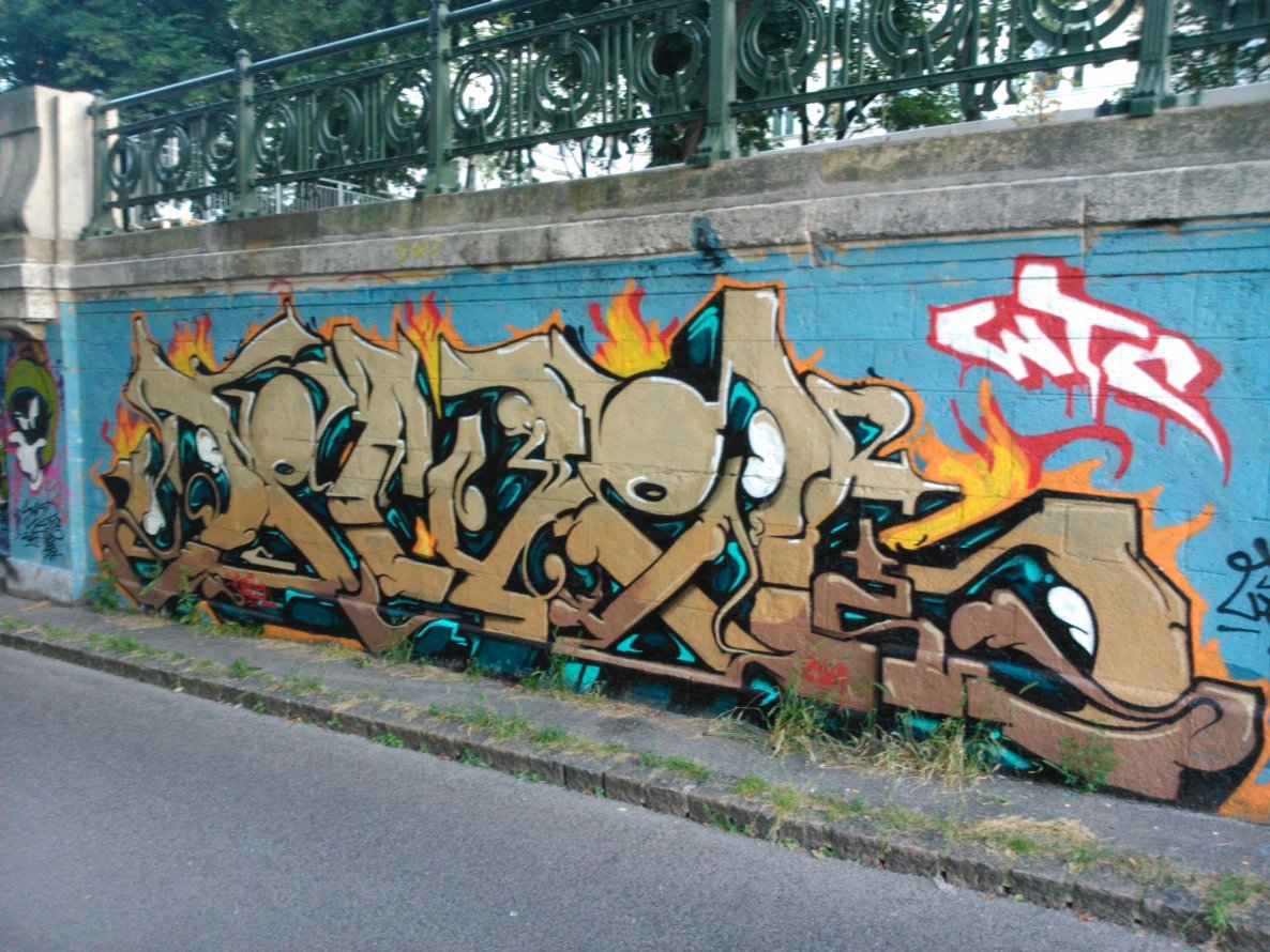 Graffiti Wall - Photo by Ghostwritter