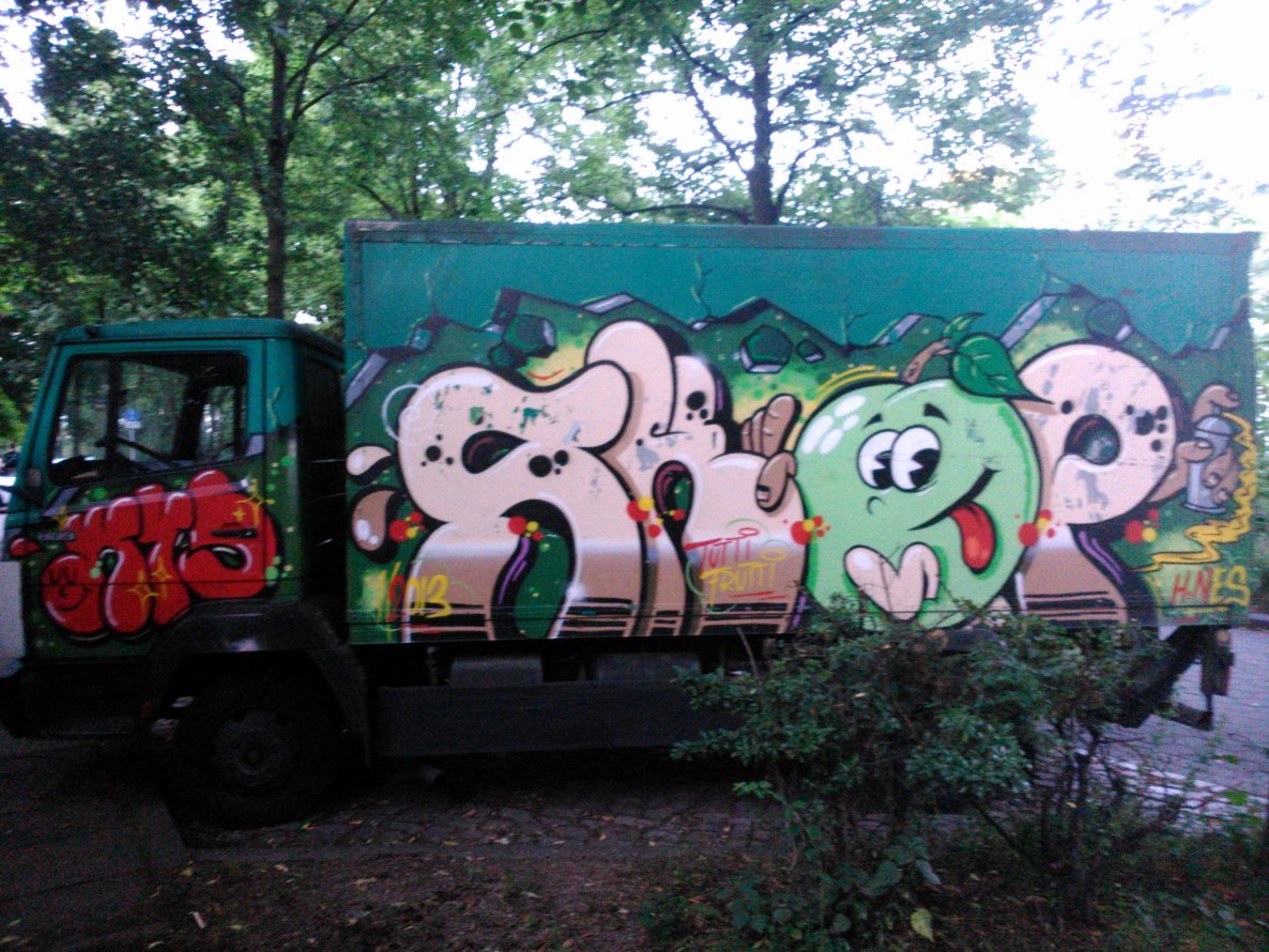 Graffiti Artwork - Photo by Ghostwritter