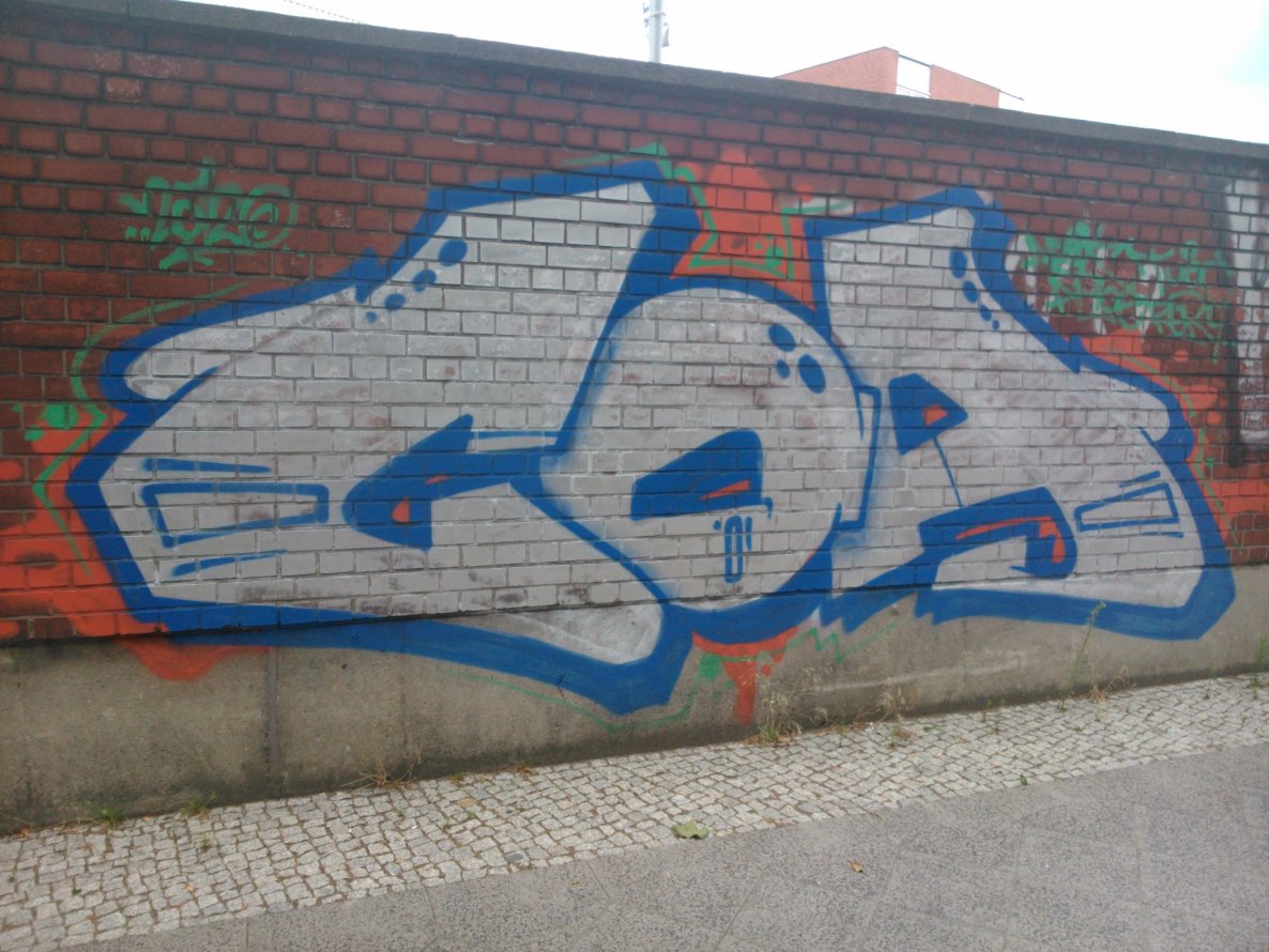 Graffiti Bombing - Photo by Ghostwritter