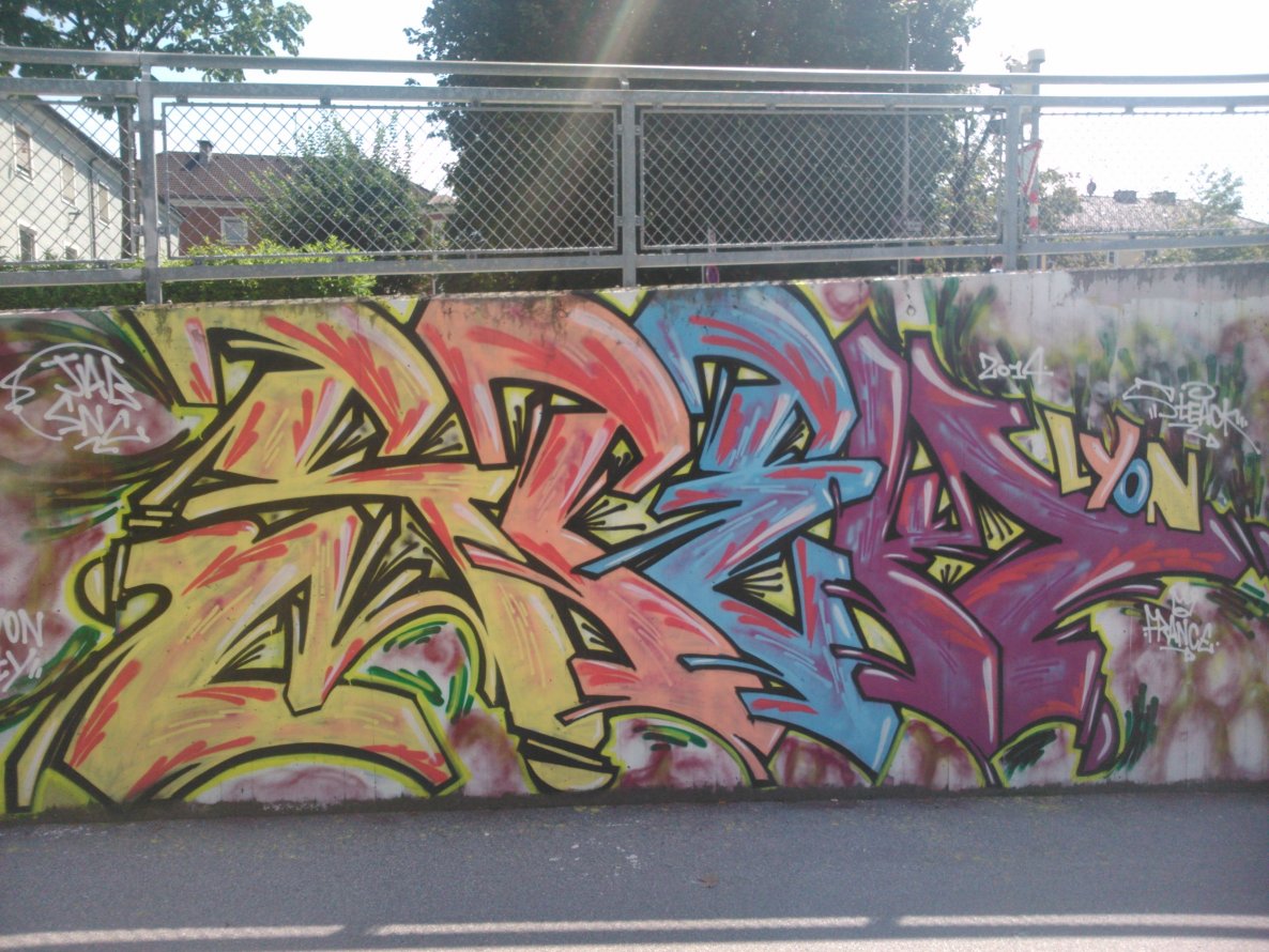 Graffiti Wall - Photo by Ghostwritter