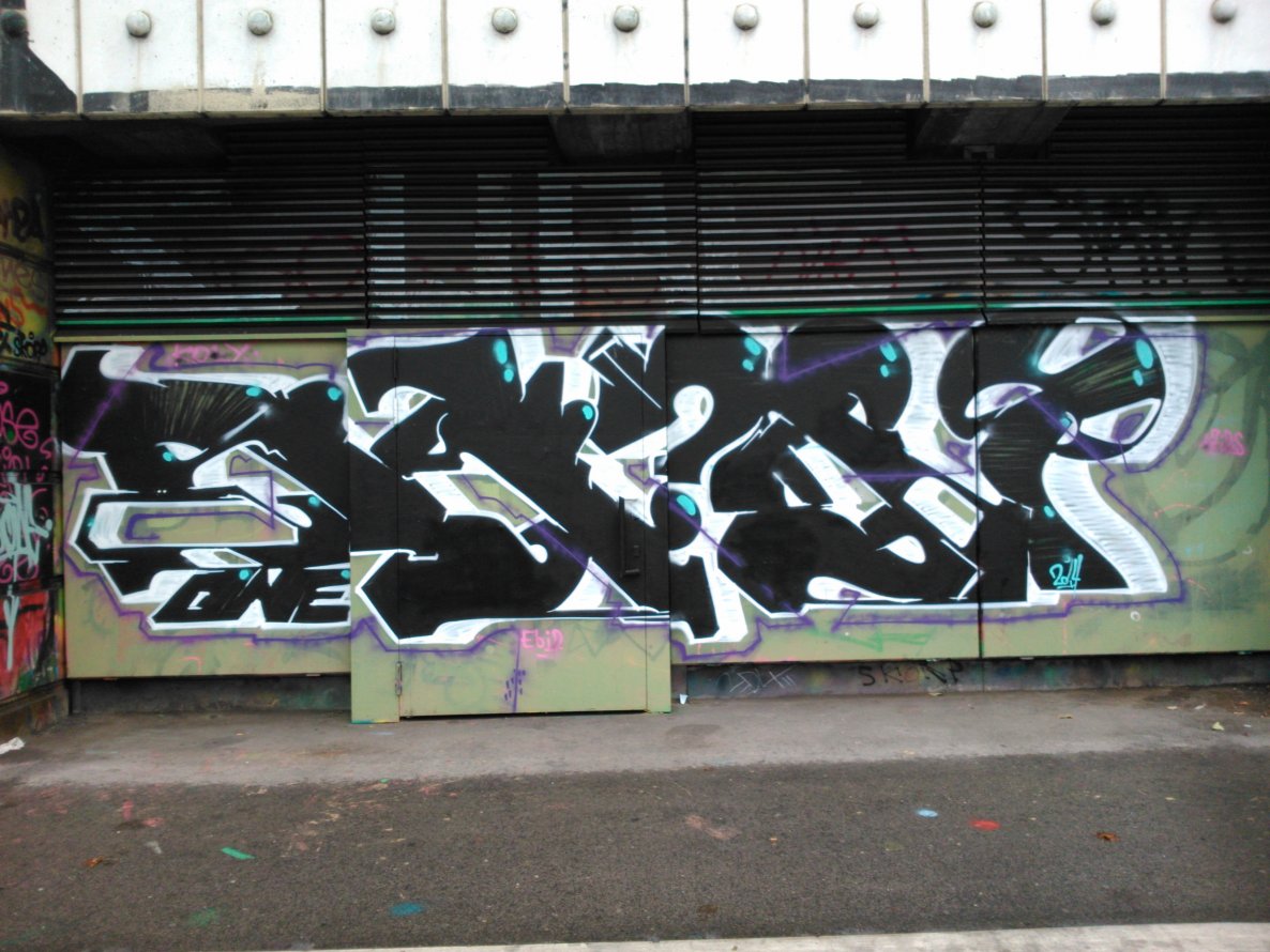 Graffiti Wall - Photo by Ghostwritter