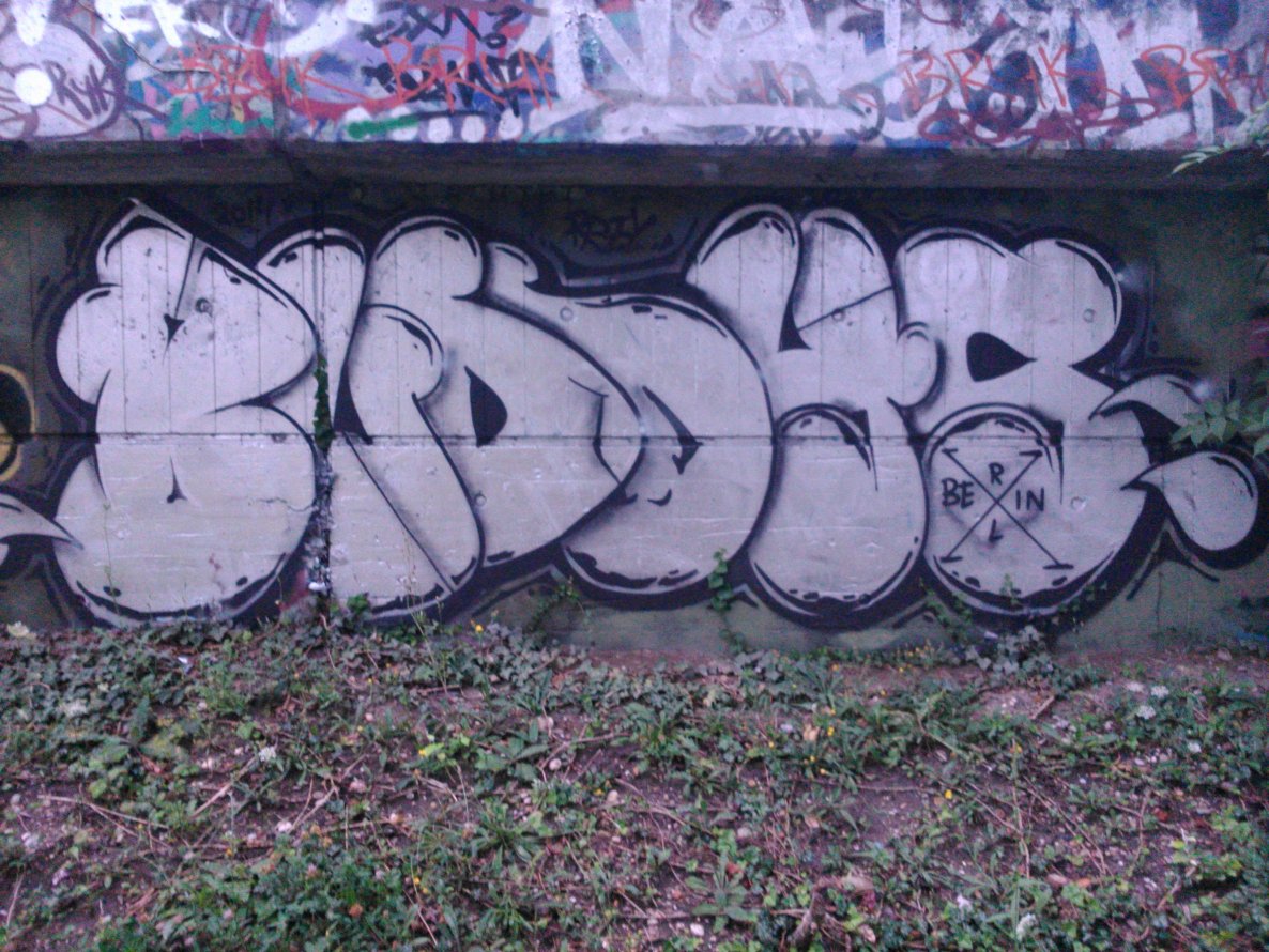 Graffiti Wall - Photo by Ghostwritter