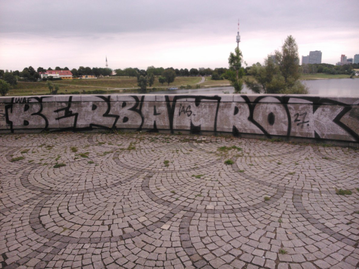 Graffiti Bombing - Photo by Ghostwritter