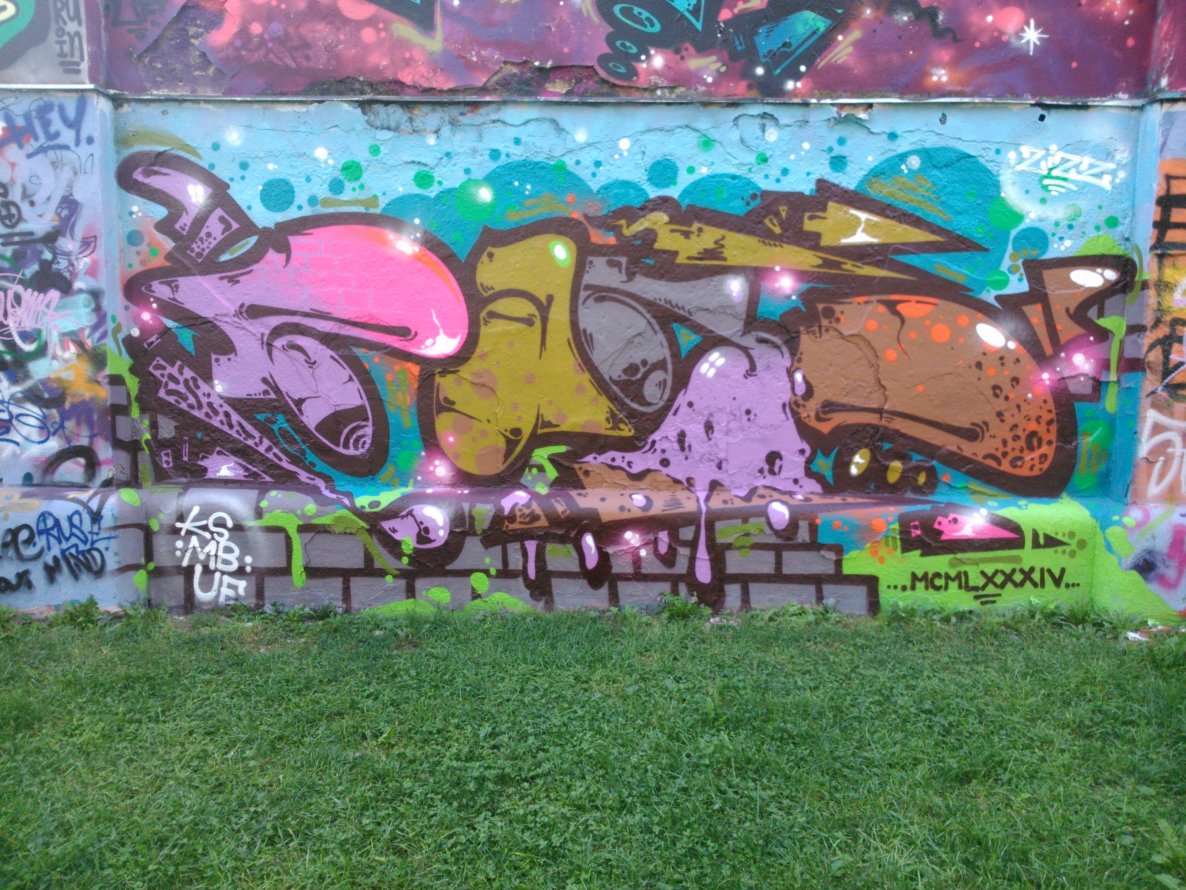 Graffiti Wall - Photo by Ghostwritter