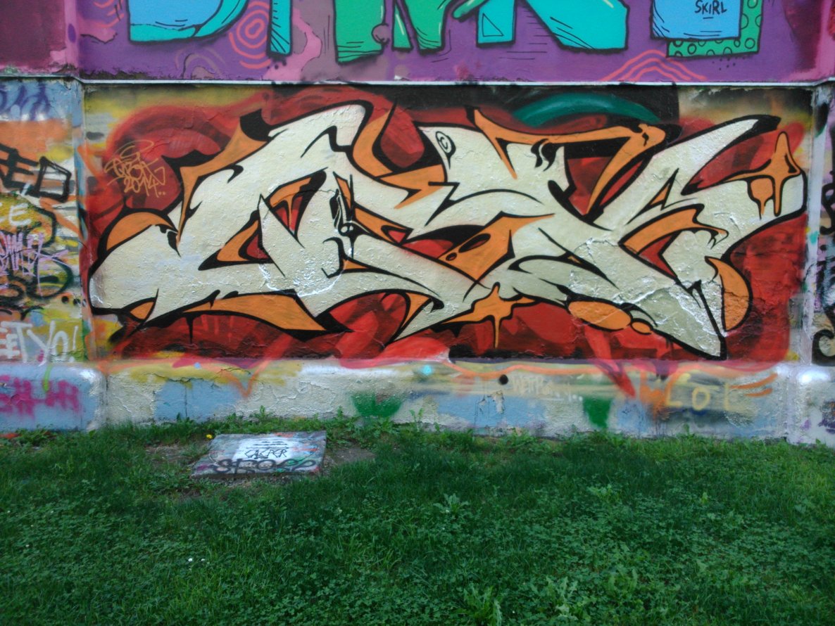 Graffiti Wall - Photo by Ghostwritter