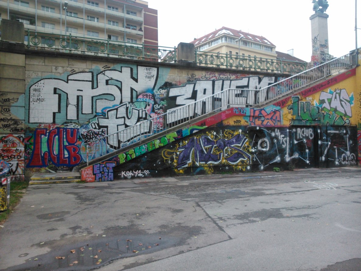 Graffiti Wall - Photo by Ghostwritter