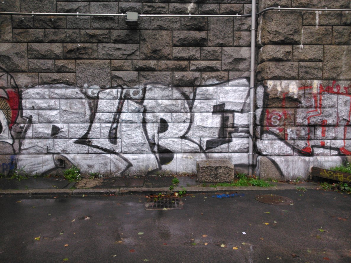 Graffiti Wall - Photo by Ghostwritter