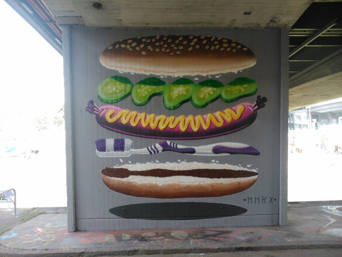 Graffiti Wall - Photo by Ghostwritter - HN, RX