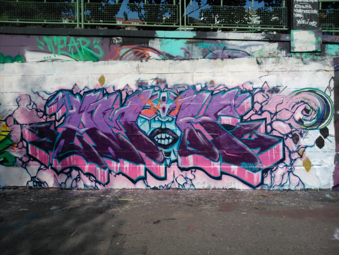 Graffiti Wall - Photo by Ghostwritter