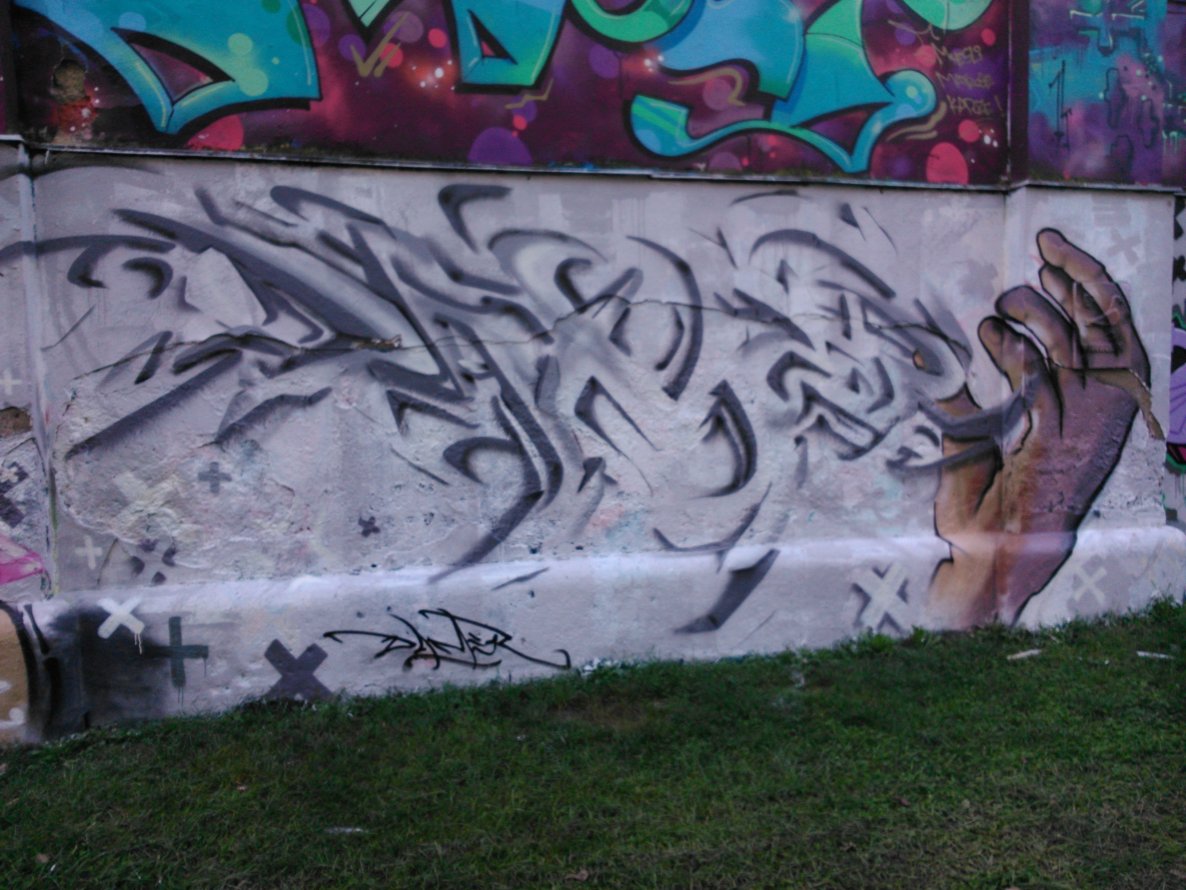 Graffiti Wall - Photo by Ghostwritter