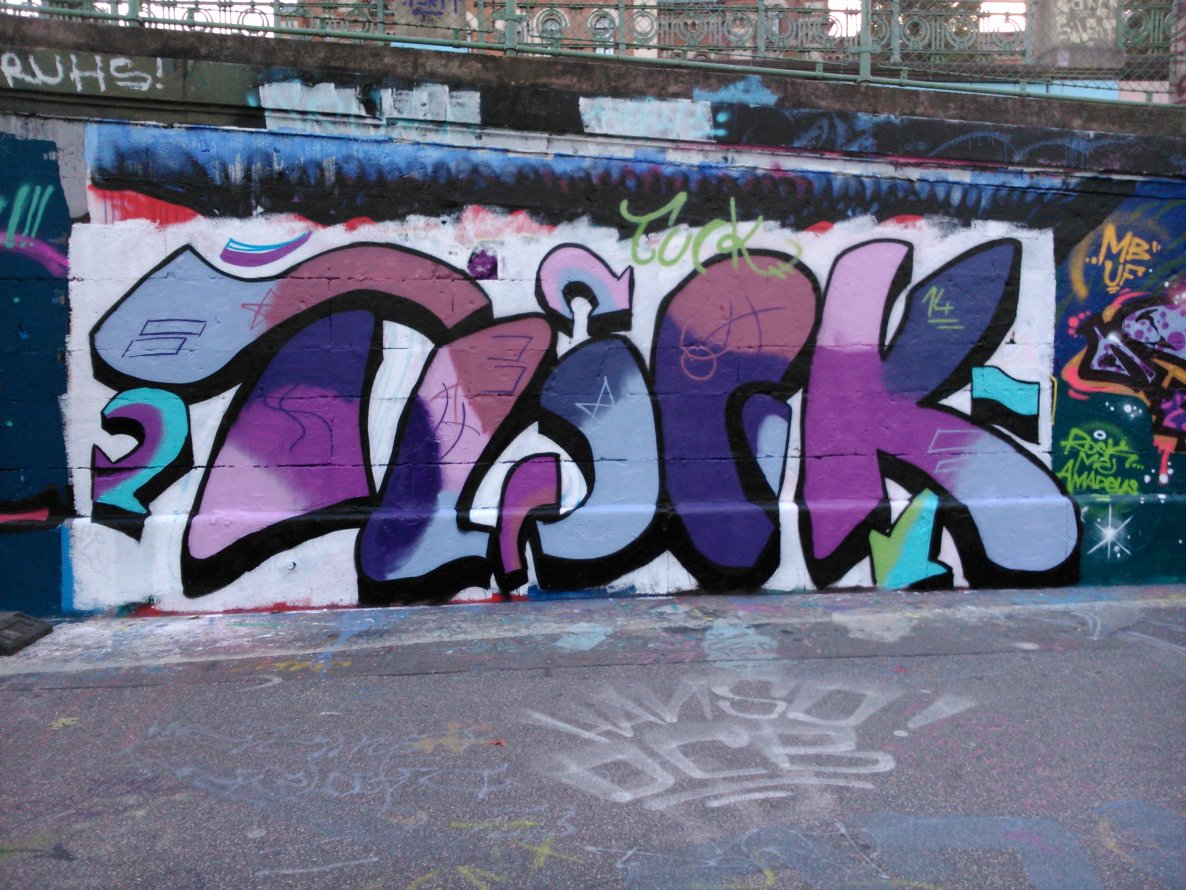 Graffiti Wall - Photo by Ghostwritter
