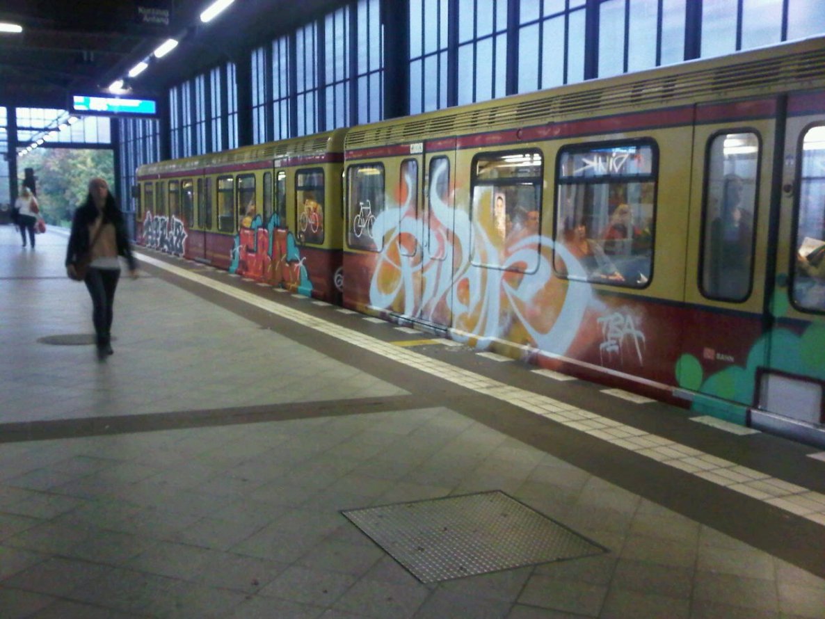 Graffiti Train - Photo by Ghostwritter