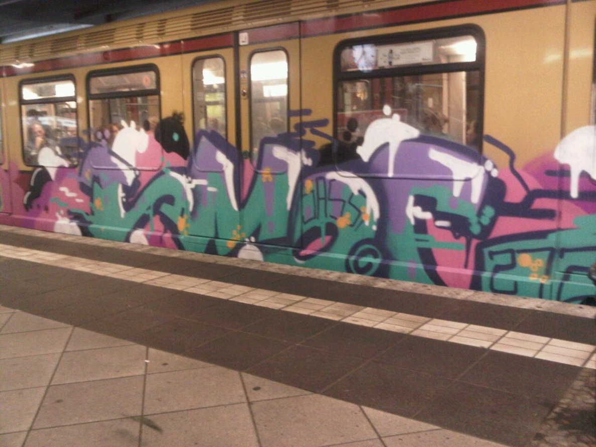 Graffiti Train - Photo by Ghostwritter