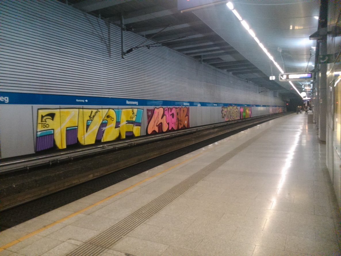 Graffiti Bombing - Photo by Ghostwritter