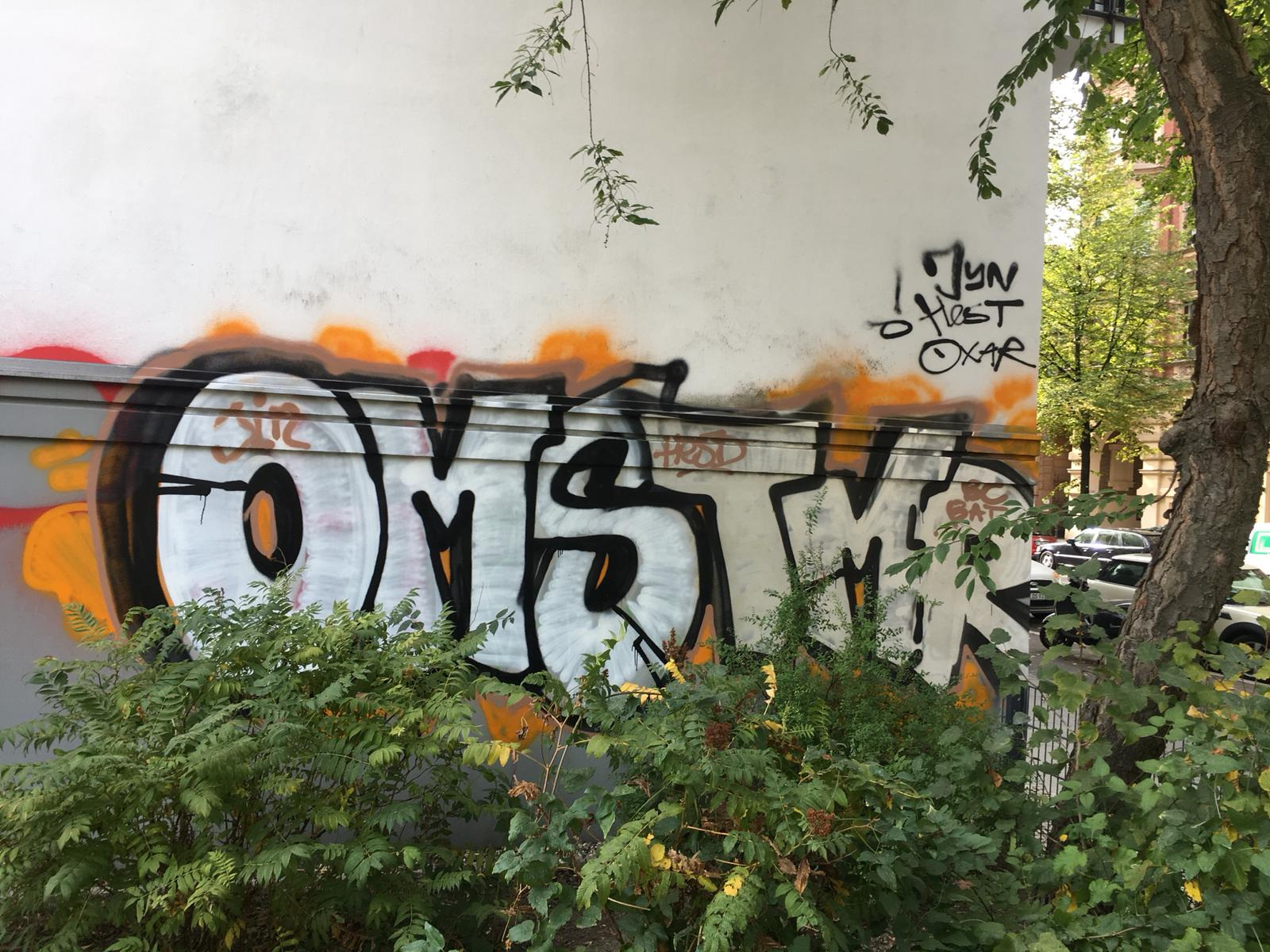 Graffiti Bombing in Drehort - Photo by GiseOms - OMS, gise, giseone (2017)