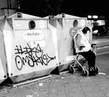 Graffiti Bombing in Drehort - Photo by GiseOms - oms, omscrew, oms42 (2018)
